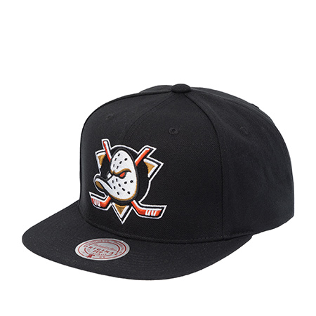 Бейсболка MITCHELL NESS арт. HS8035-ADUBLCK Anaheim Ducks NHL (черный)