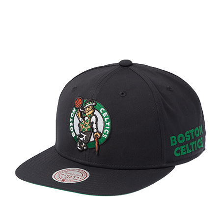 Бейсболка MITCHELL NESS арт. HS11500-BCEBLCK Boston Celtics NBA (черный)
