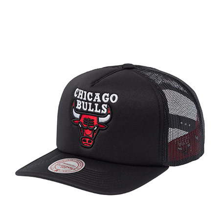 Бейсболка MITCHELL NESS арт. HT11408-CBUBLCK Chicago Bulls NBA (черный)