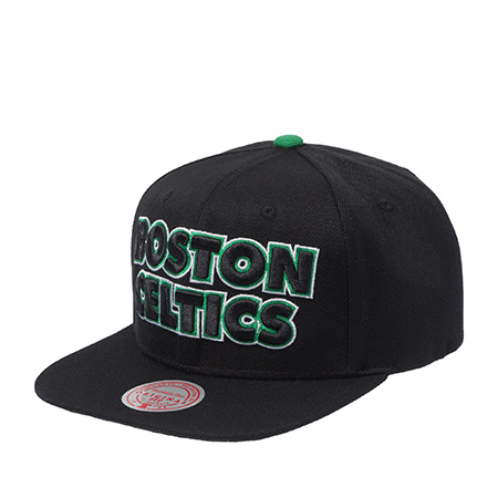 Бейсболка MITCHELL NESS арт. HHSS5469-BCEYYPPPBLCK Boston Celtics NBA (черный)